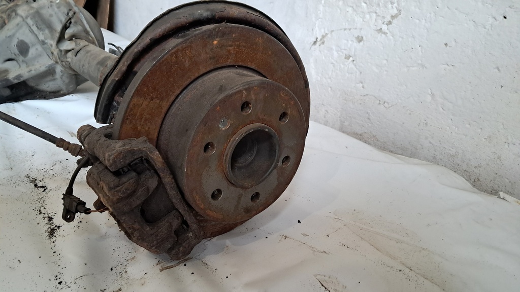 EAO12 A4703300000_10