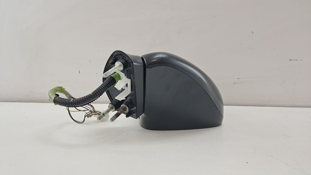 E13027373 8790153090B0_6