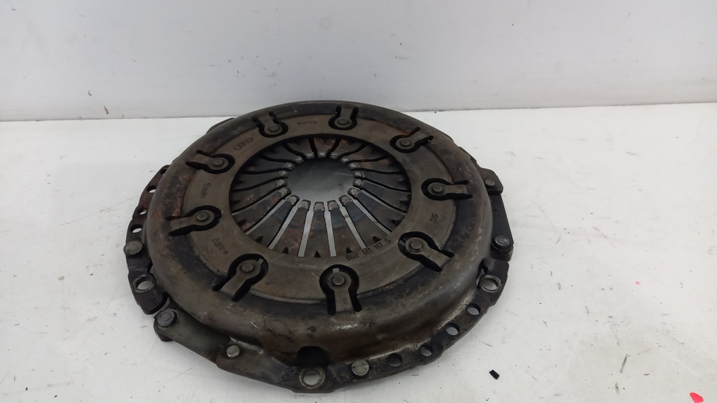 Корзина зчеплення Audi A4 B6 2000-2004 рр 06B141117C