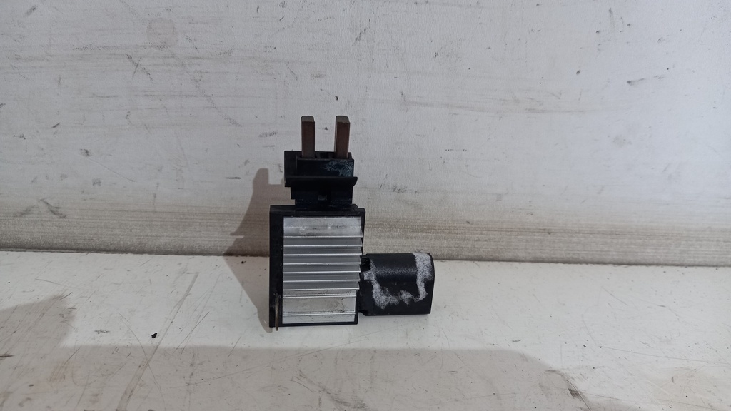 Регулятор генератора Audi A4 B8 2.0 TFSI 2008-2015 0272223019