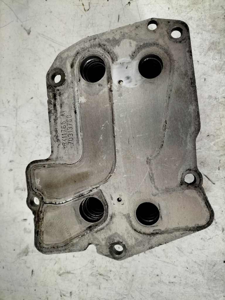 Радиатор масляный Chrysler Grand Voyager 2008-2015 70313768