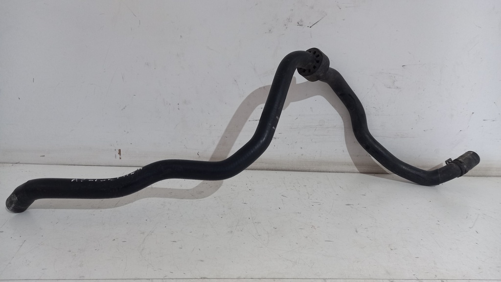 Патрубок радіатора Mercedes W221 3.5 2005-2013 рр. A2215014184