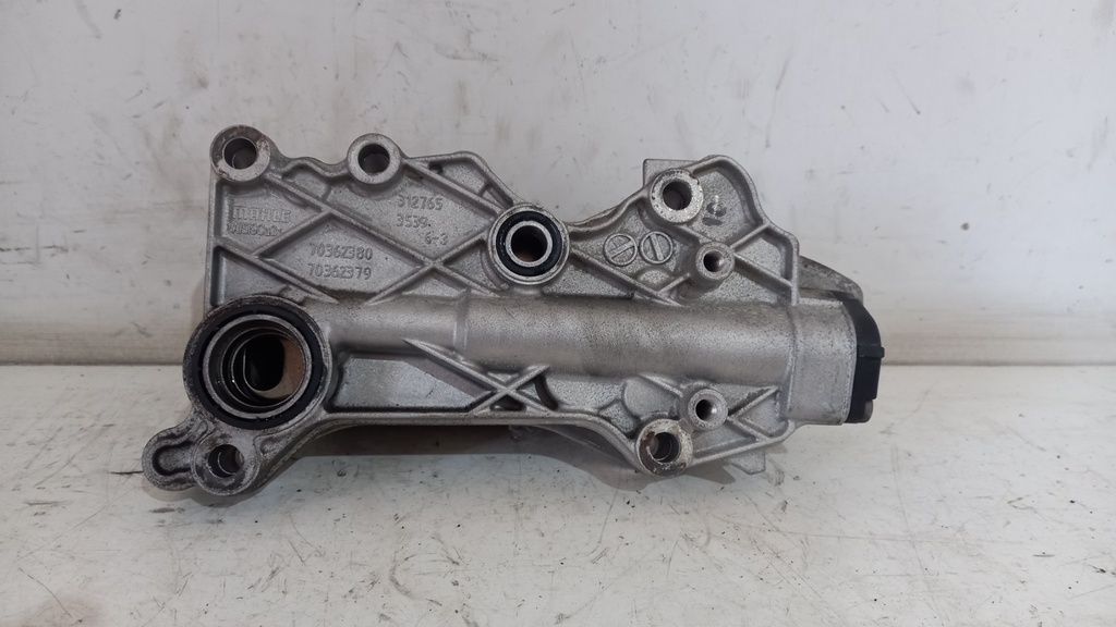 Радиатор масляный Mercedes W176 W117 W246 2.2D 2014 A6511800565