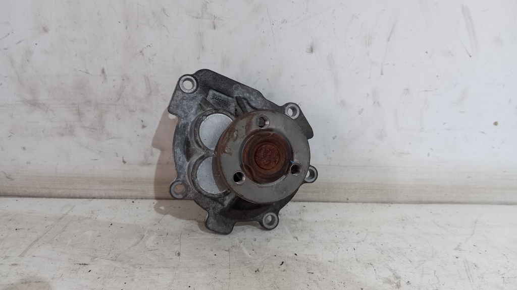 Водяный насос Opel Astra J 1.6 16V 24405896