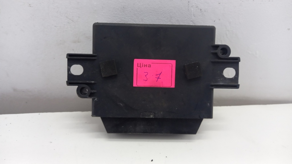 Блок управления парктрониками Volkswagen Passat B7 2.0TDi 2011-2015  3AA919475G