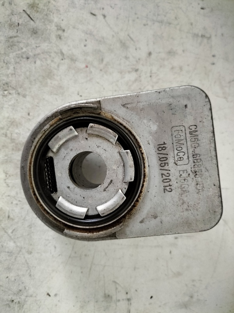 Радиатор масляный Ford Focus 3 1.0 2010 EcoBoost CM5G6B856EA