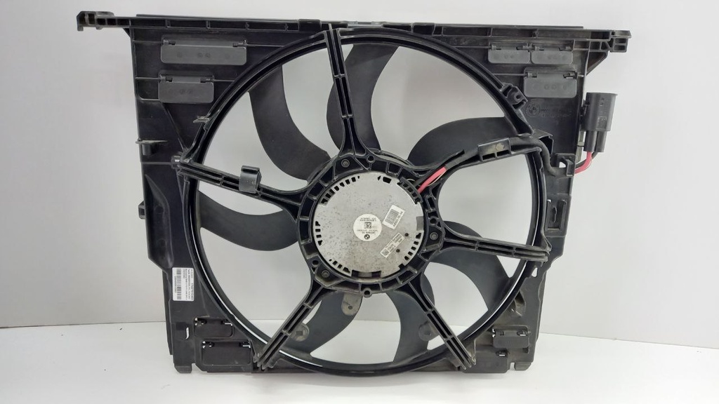 Вентилятор BMW 5 GT F07 F10 F11 520D 2012 17427612453