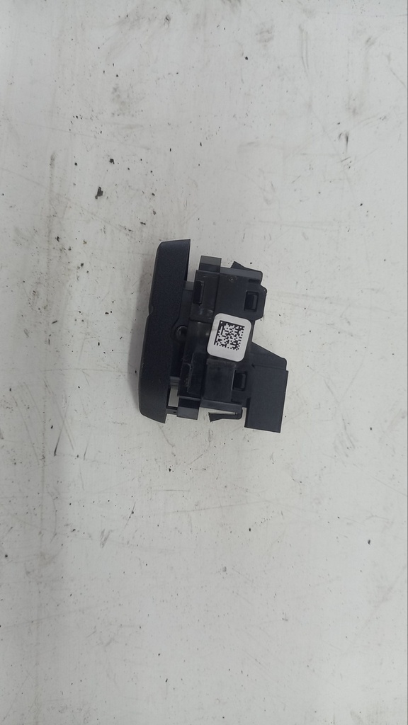 Кнопка BMW 2 Active Tourer F45 2015  9354129