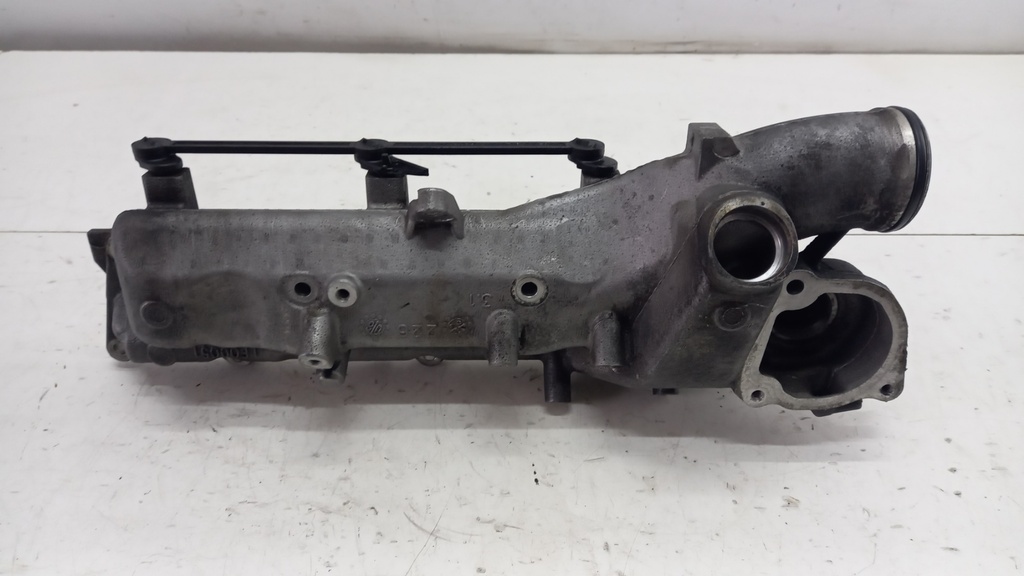 Коллектор впускной Mercedes OM642 W203 W211 W164 3.0D V6 2005-2011 A6420903237