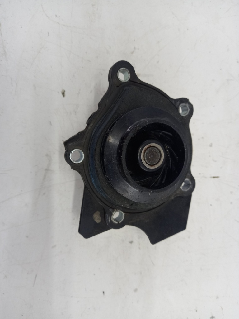 Водяний насос Audi A6 C5 1.8T 2006 рр 06H121011