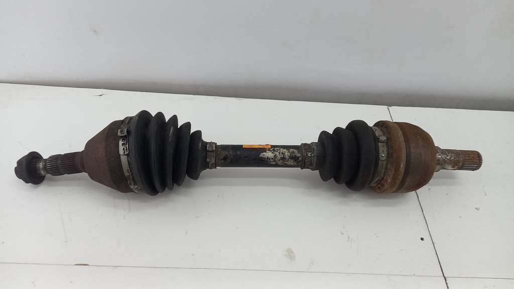 Піввісь передня права Opel Astra H 1.9 CDTI 2006 13245907