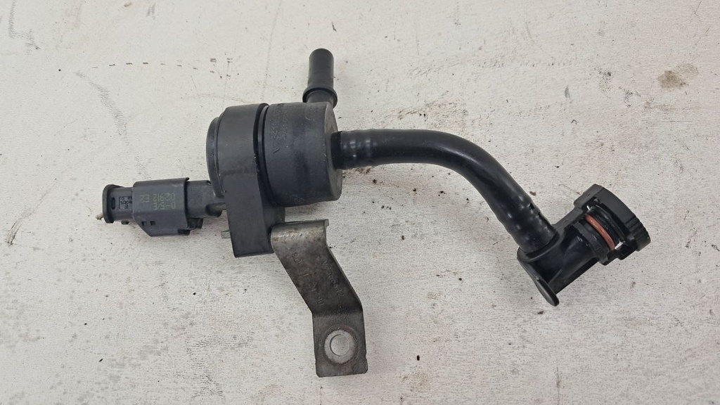 Клапан вентиляции топливного бака Peugeot 207 2010 V754196180