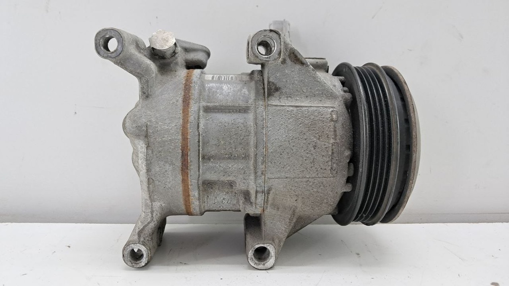 Компрессор кондиционера Toyota Yaris 1.33 16V 2011 4472604201
