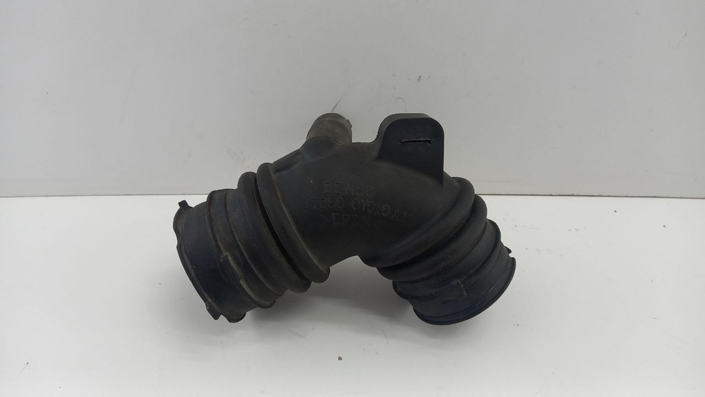 Патрубок воздушного фильтра Toyota Auris 1.33 16V 2006-2012 гг 178800Y010