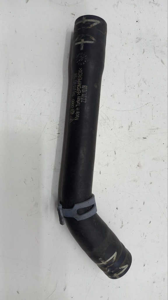 Патрубок отопителя Volkswagen Touareg 2010-2018 гг 7P0815982
