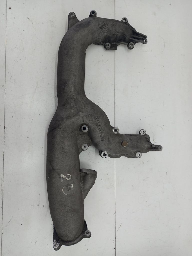 Коллектор Audi A6 C6 2.7 3.0 TDI 2004-2011 059145762M