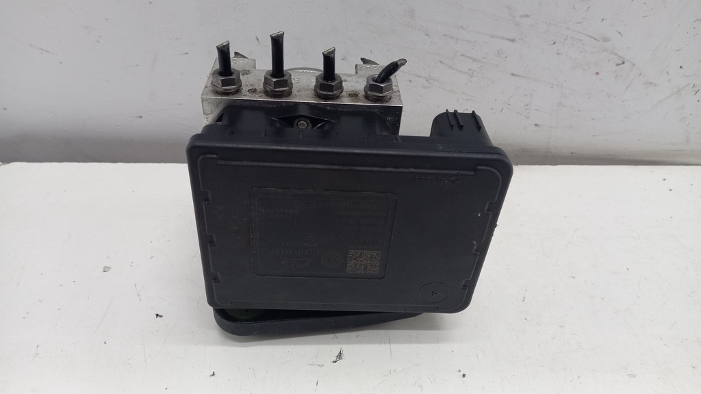Блок ABS Volkswagen Golf VIII 2020  5WA614517BE