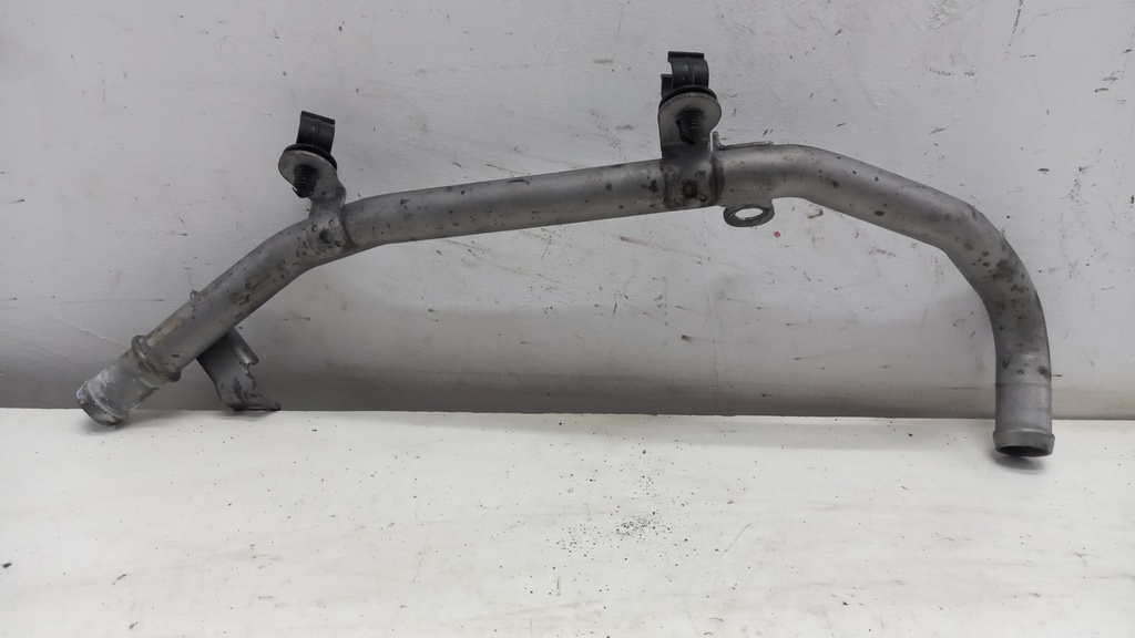 Патрубок системи охолодження Mercedes W246 W176 W117 2.2 CDI 2015 рр. A2822032700