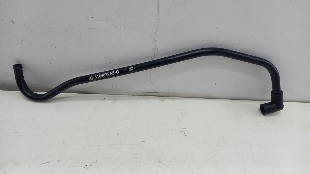 Шланг повітряний Chrysler Grand Cherokee WK2 2010 рр 5184632AE