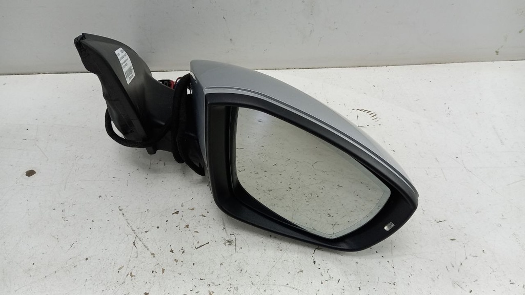 Зеркало правое Skoda Octavia III 2013-2020 5E0857934