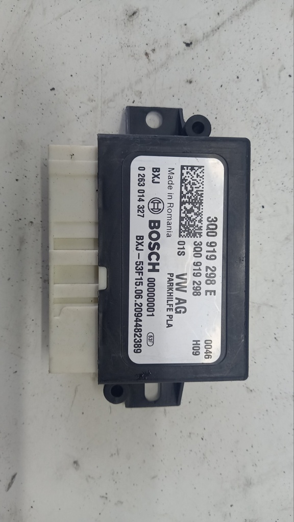 Блок управління парктрониками Volkswagen Tiguan 1.5 TSI 16V 2019 3Q0919298E