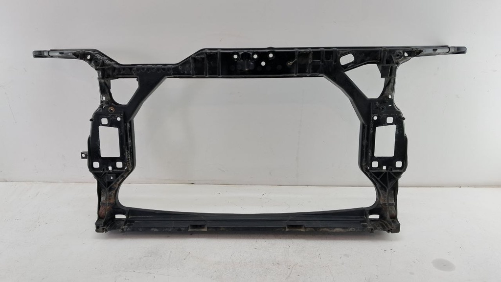 Кронштейн крепление радиатора Audi A4 B8 S4 A5 2008-2015 гг 8K0805594M