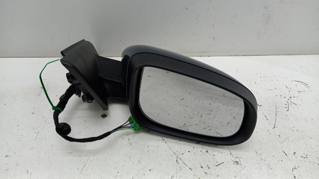 Зеркало правое Volvo V40 S40 6pin 2007-2012 31278137