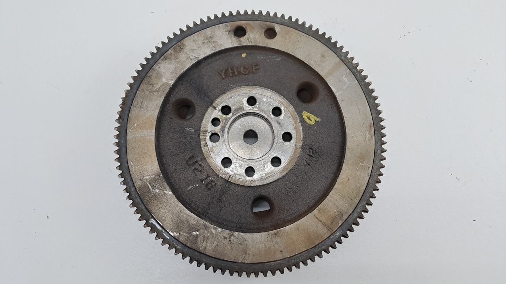 Маховик двигуна Hyundai i30 1.6CRDI 2007-2012 рр. YH3