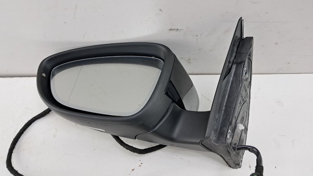 Зеркало левое Volkswagen Passat B7 15 pin 2011-2015 3C0857933A