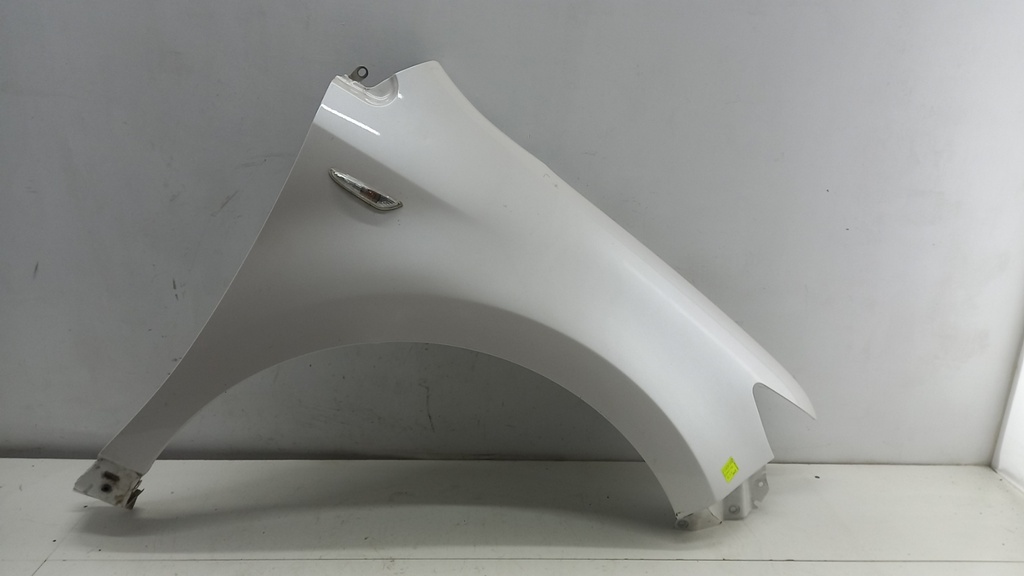 Крило праве Ford Edge 2010 7T4Z16005A