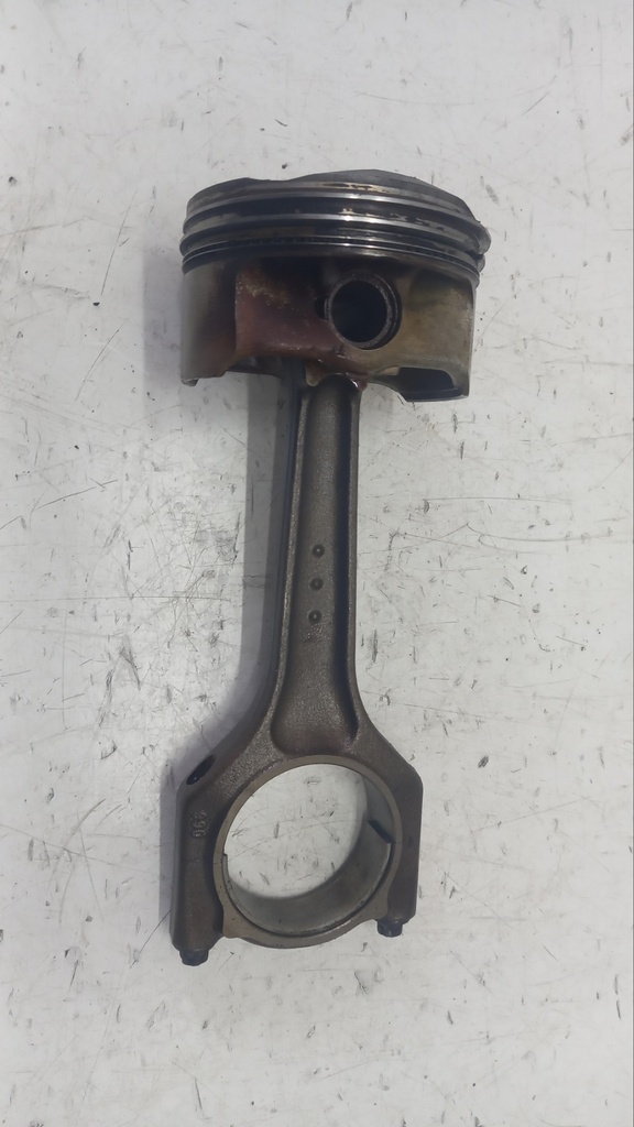 Поршень (+шатун) BMW 3 E90 2.5i 2009 7542057