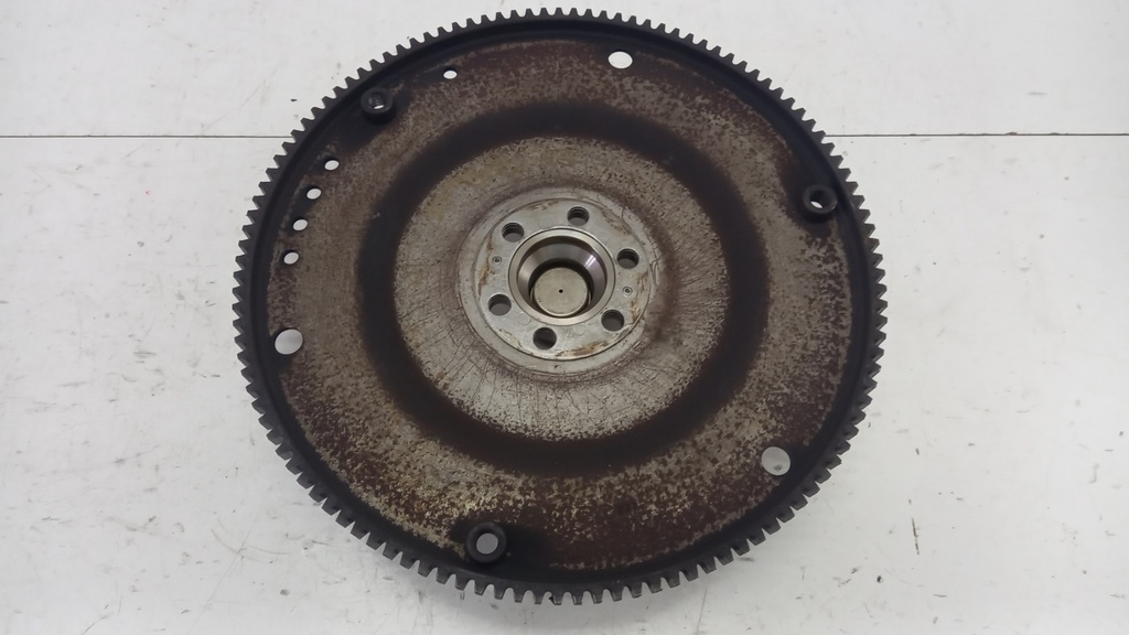 Маховик двигуна Audi A4 B8 2.0 TDI 2009 рр. 03G105323H