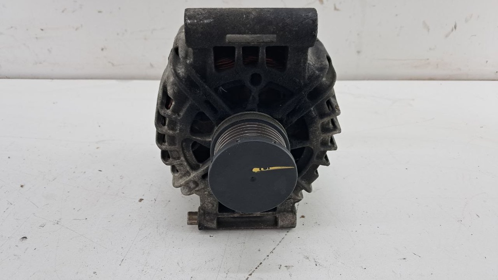 Генератор Peugeot 207 1.6 16V 5FW 2006-2013 V757651380