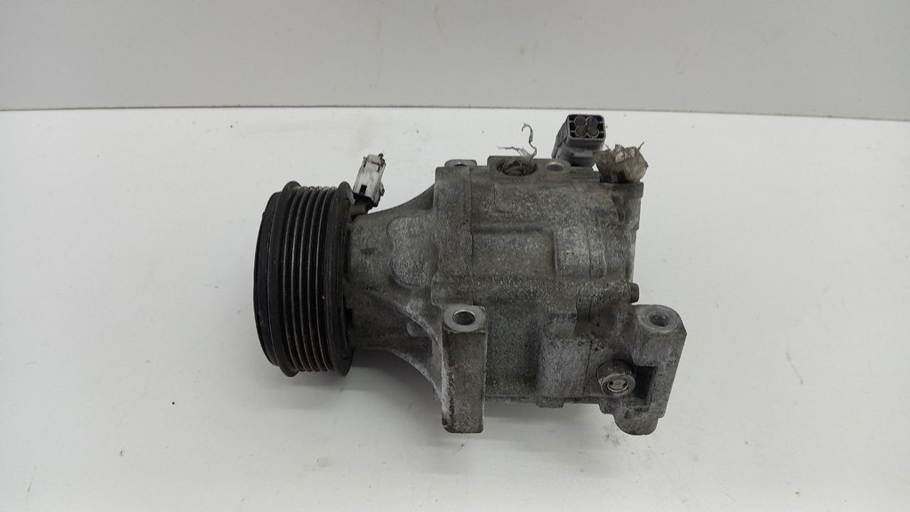 Компрессор кондиционера Toyota Avensis 2.0i 16V 2011 3ZR-FAE 4472206353