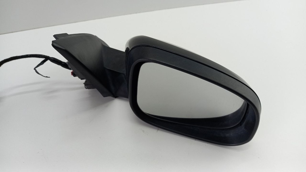 Дзеркало праве Volvo S60 V60 8pin 2012 31402574