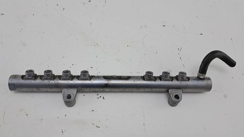 Паливна рампа Volvo S60 V70 XC70 2.0 D3 2011 рр. 30777759