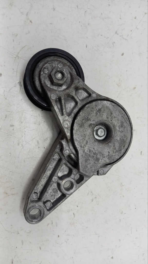 Натяжитель ремня Ford Kuga 2 1.5 ecoboost 2015  DS7G6A228AA