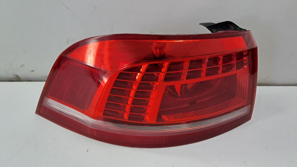 Ліхтар задній лівий Volkswagen Passat B7 Combo 2011-2014 3AF945309