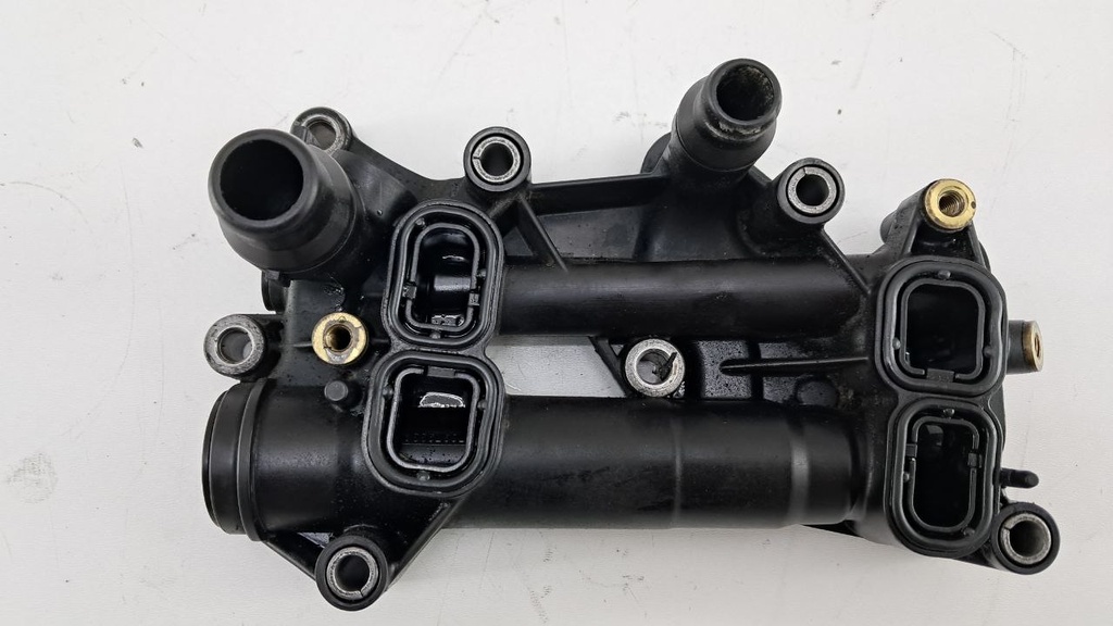 Масляный сеператор BMW 5 GT F07 F10 F11 3.0d 2014 70379335