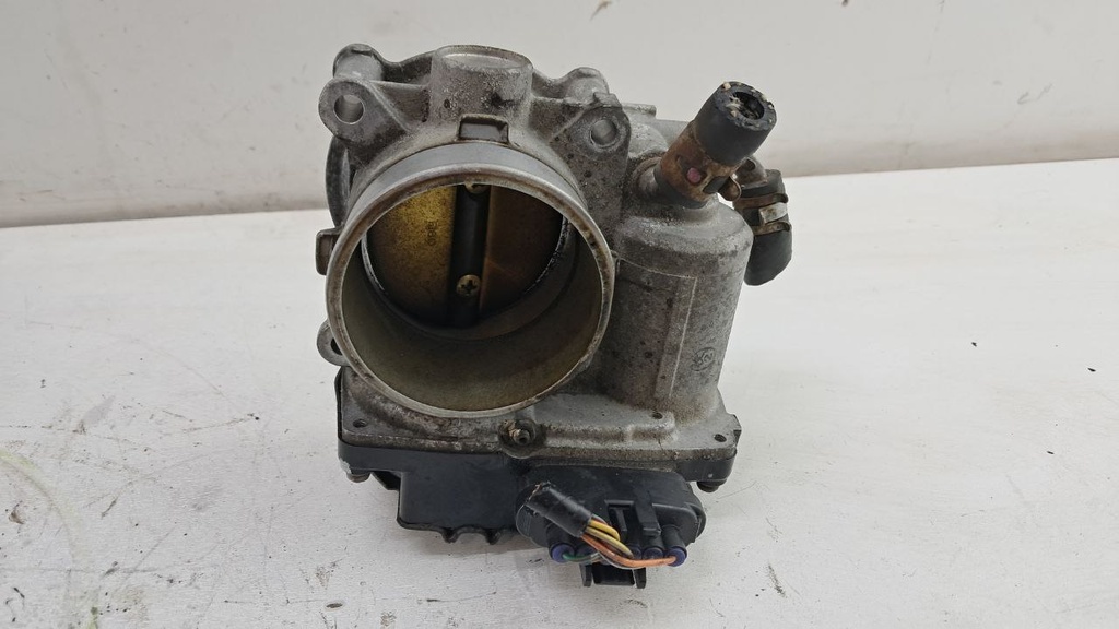 Дроссельная заслонка Mitsubishi Lancer X 1.8i 2010 1450A101