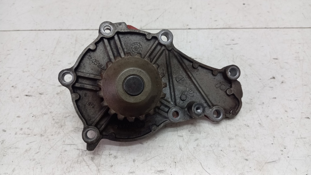 Водяний насос Peugeot Partner 1.6 HDI 2017 рр. 267393