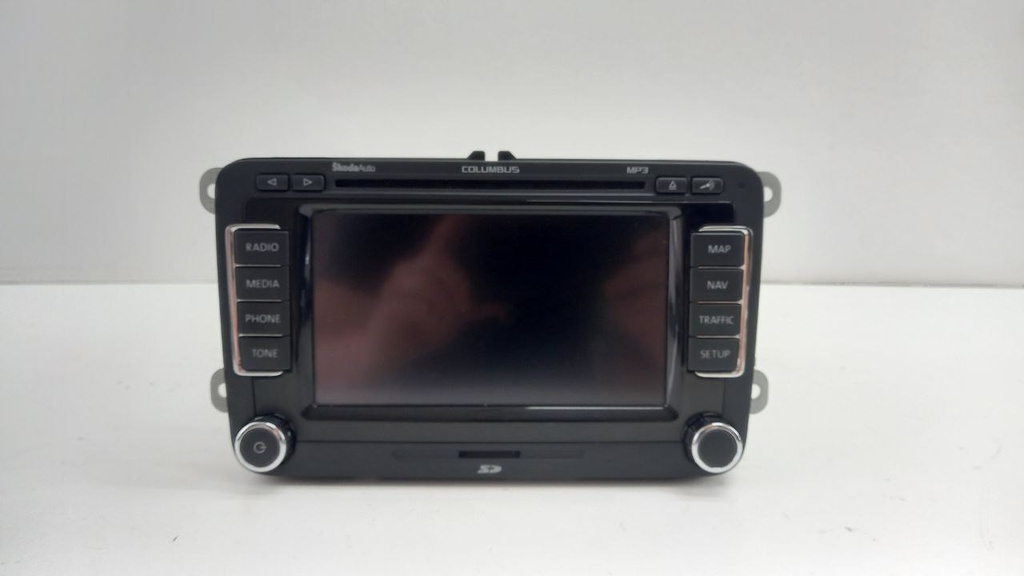 Магнітола радіо програвач Skoda Superb II 2011 3T0035680A