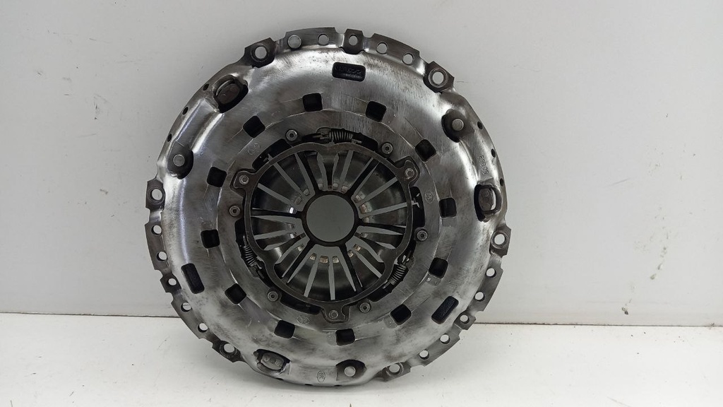 Корзина зчеплення Ford Transit 2.2 TDCI 2010 рр. 6C117563CC