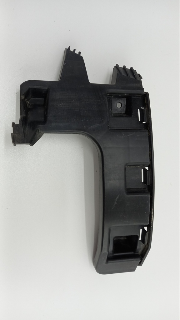 Кронштейн бампера правий Volvo S60 V60 2012 30795055