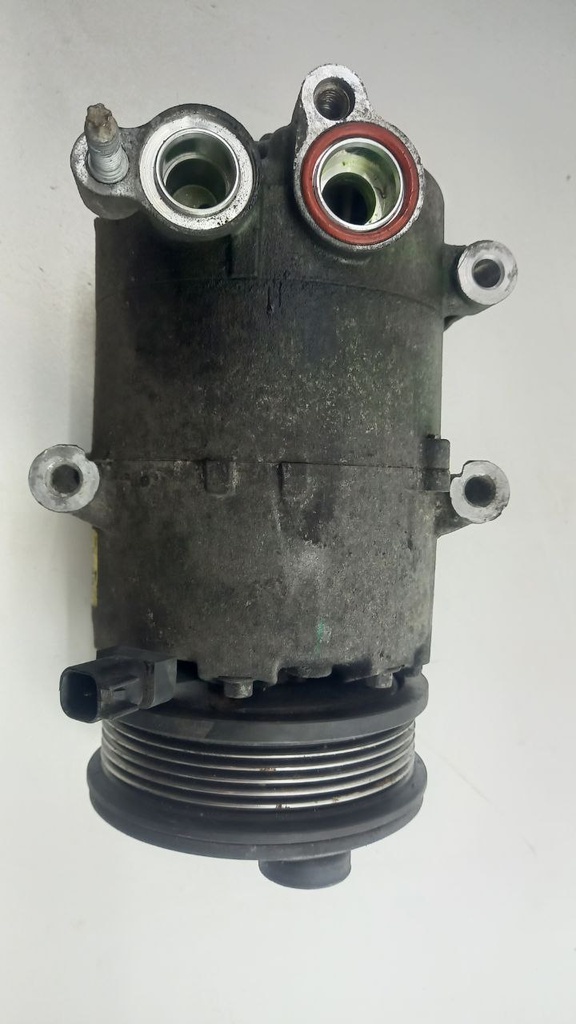 Компрессор кондиционера Ford Mondeo 2.0 16V 2010 6G9119D629DE