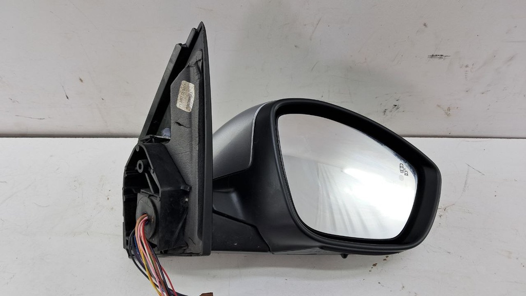 Зеркало правое Peugeot 308 II 11+4 pin 2015 98023995XT