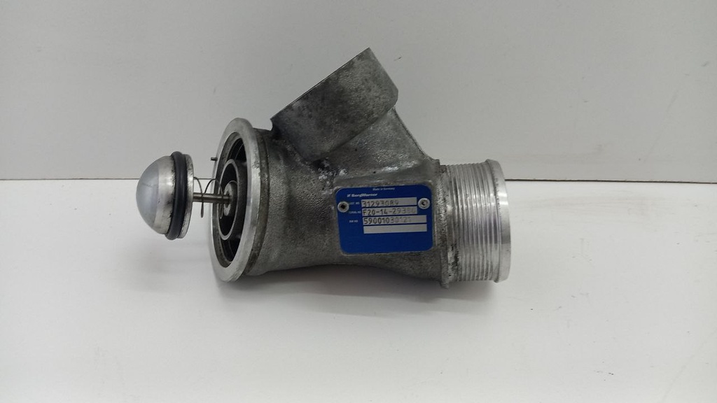 Патрубок клапан Volvo XC60 2.4L 2015 рр. D5244T12 31293089