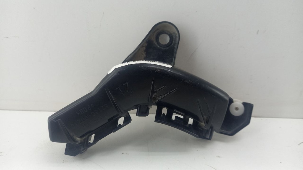 Кронштейн стопа Toyota Yaris 2018 521550D210