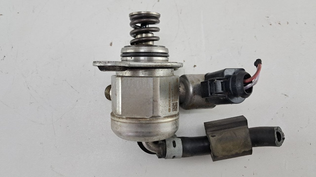 ТНВД Volkswagen Golf 7 1.4 TFSI 2017 04E127025D