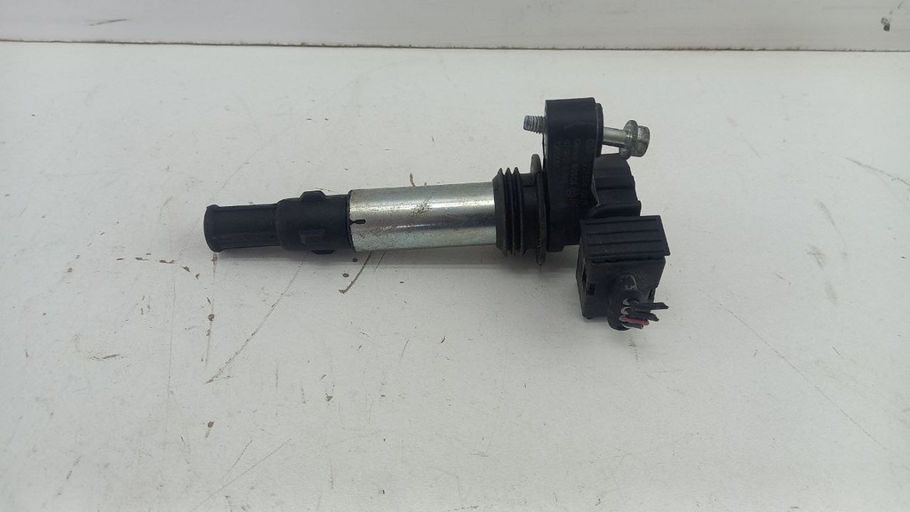 Катушки зажигания Cadillac CTS ll 3.6 LY7 2007-2011  12613057